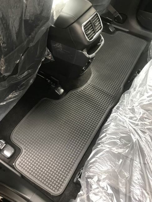 thảm lót sàn ô tô santafe bằng nhựa pvc